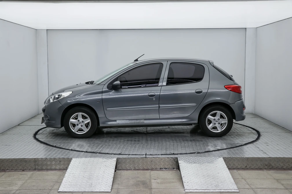 خرید و فروش پژو 207 اتوماتیک مدل 1399 نقد و اقساط