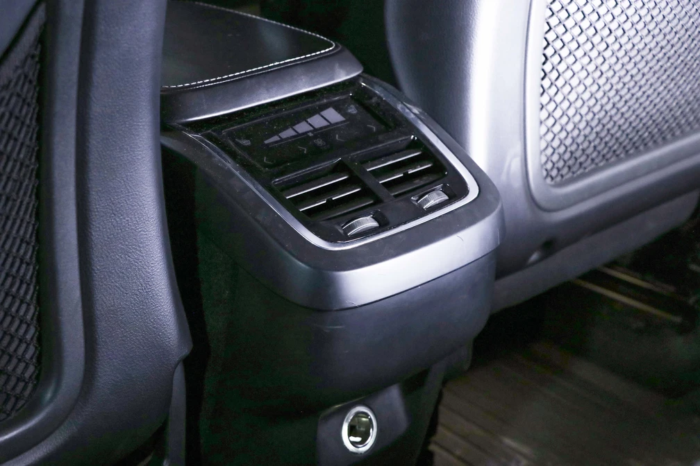 خرید و فروش ولوو XC90 R دیزاین مدل 2016 نقد و اقساط