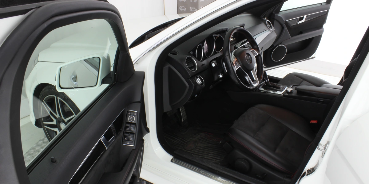 خرید و فروش بنز کلاس C C200  W205 - فول  مدل 2014 نقد و اقساط