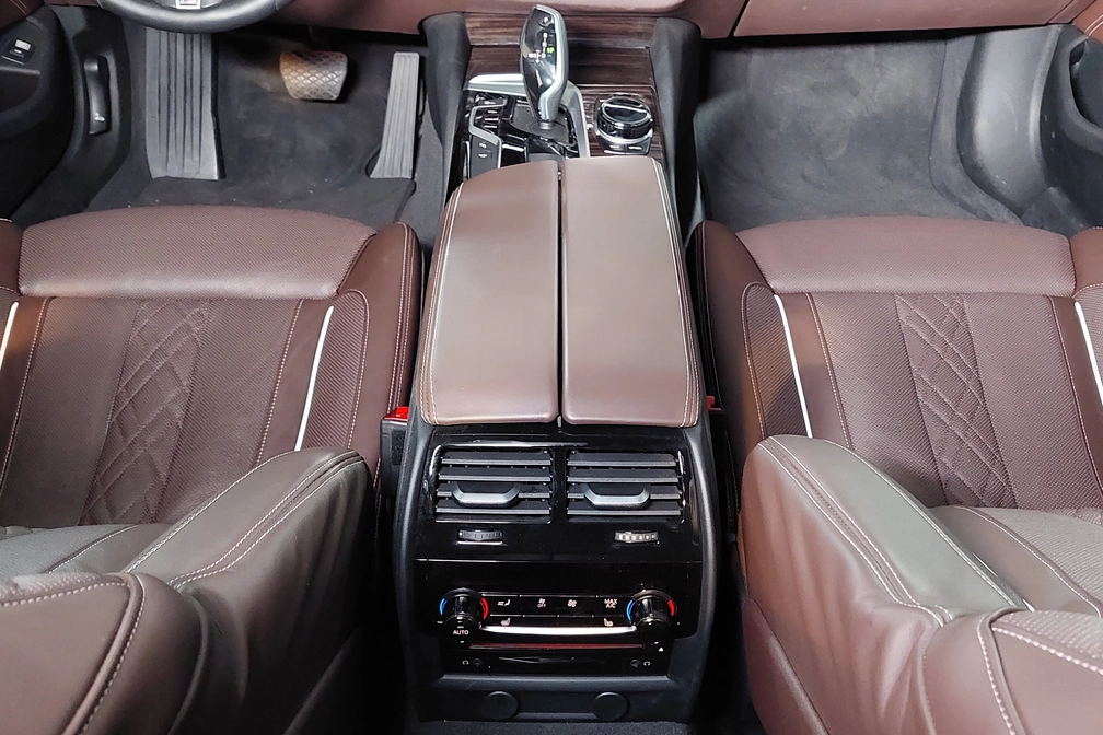 خرید و فروش ب ام و سری 5 530i - پرفکشن مدل 2018 نقد و اقساط خرید و فروش ب ام و سری 5 530i - پرفکشن مدل 2018 نقد و اقساط