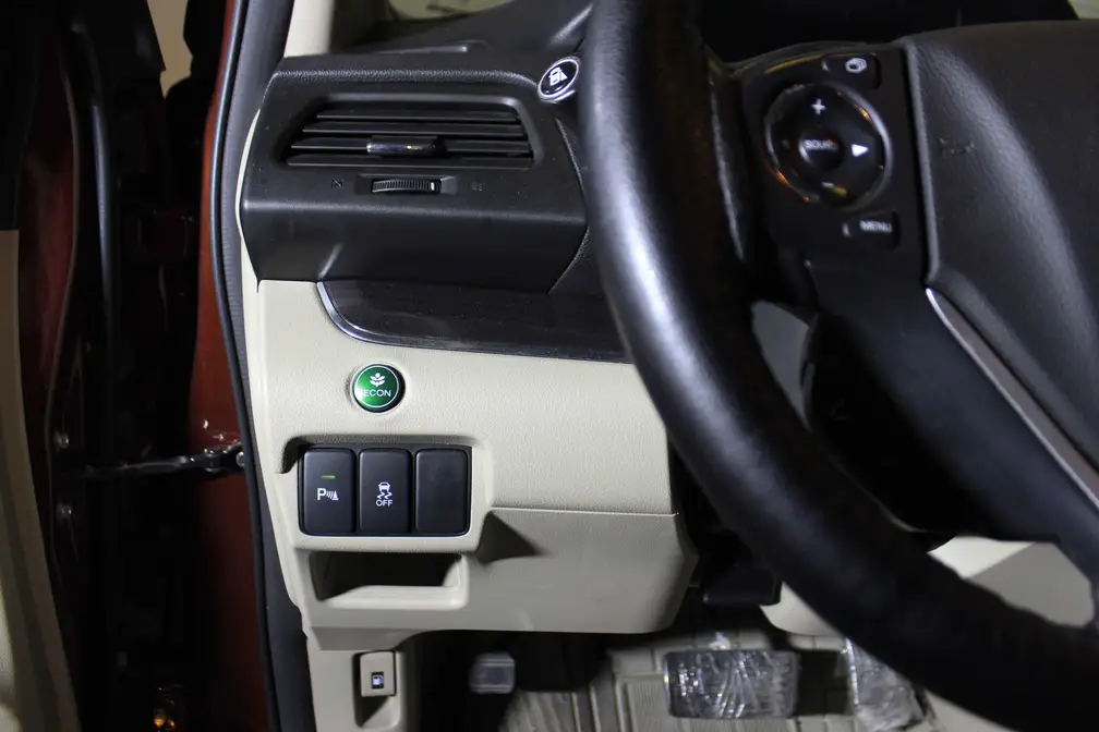 خرید و فروش هوندا CR-V EXL مدل 2015 نقد و اقساط خرید و فروش هوندا CR-V EXL مدل 2015 نقد و اقساط