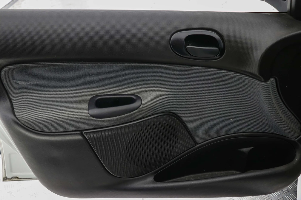 خرید و فروش پژو 207 اتوماتیک مدل 1397 نقد و اقساط