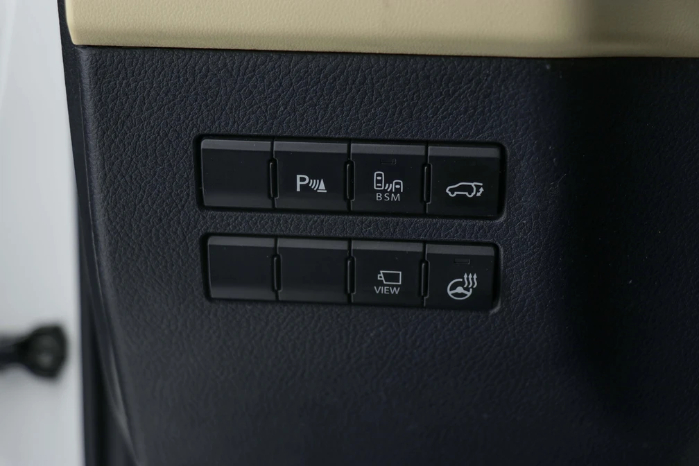 خرید و فروش لکسوس NX هیبرید 300H - F SPORT - پنج کلید مدل 2015 نقد و اقساط