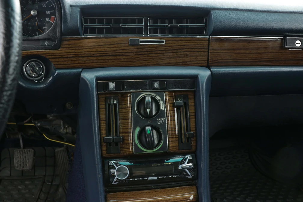 خرید و فروش بنز کلاس S S280 W116 دنده ای مدل 1974 نقد و اقساط