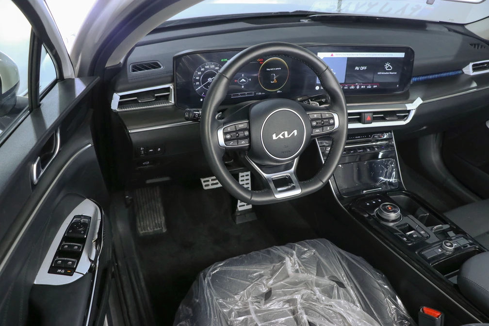 خرید و فروش کیا K5 DL3 - توربو نیمه فول مدل 2024 نقد و اقساط خرید و فروش کیا K5 DL3 - توربو نیمه فول مدل 2024 نقد و اقساط