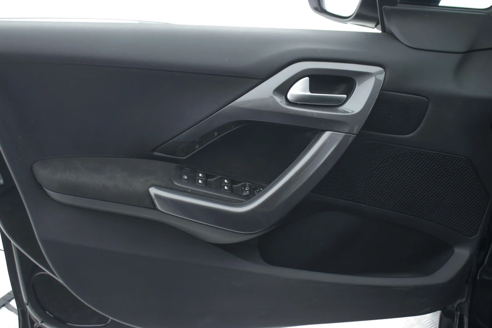 خرید و فروش پژو 2008 اتوماتیک مدل 1397 نقد و اقساط خرید و فروش پژو 2008 اتوماتیک مدل 1397 نقد و اقساط