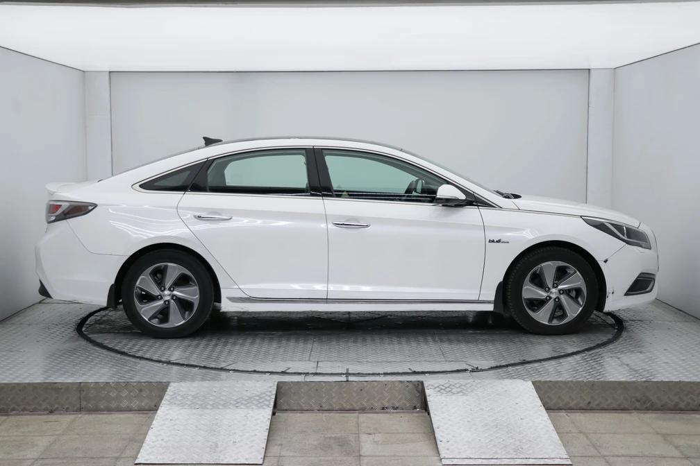 خرید و فروش هیوندای سوناتا هیبرید GLS PLUS  مدل 2017 نقد و اقساط