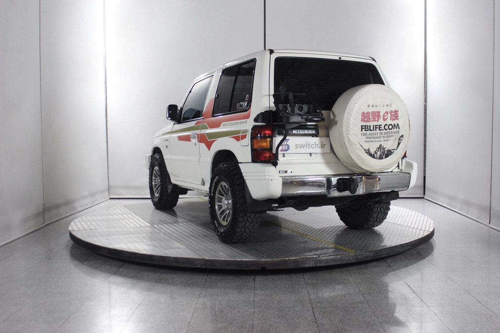 خرید و فروش میتسوبیشی پاجرو دو در فول مدل 1992 نقد و اقساط