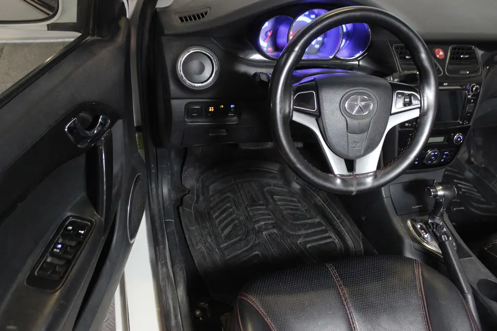 خرید و فروش جک J5 1800 - اتوماتیک مدل 1394 نقد و اقساط خرید و فروش جک J5 1800 - اتوماتیک مدل 1394 نقد و اقساط