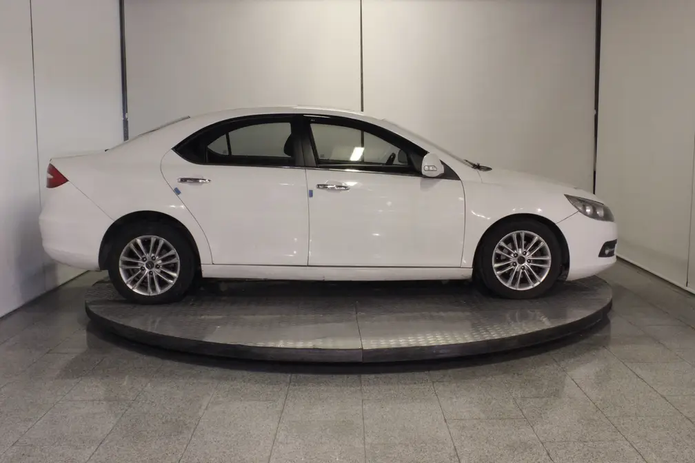 خرید و فروش جک J5 1800 - اتوماتیک مدل 1394 نقد و اقساط خرید و فروش جک J5 1800 - اتوماتیک مدل 1394 نقد و اقساط