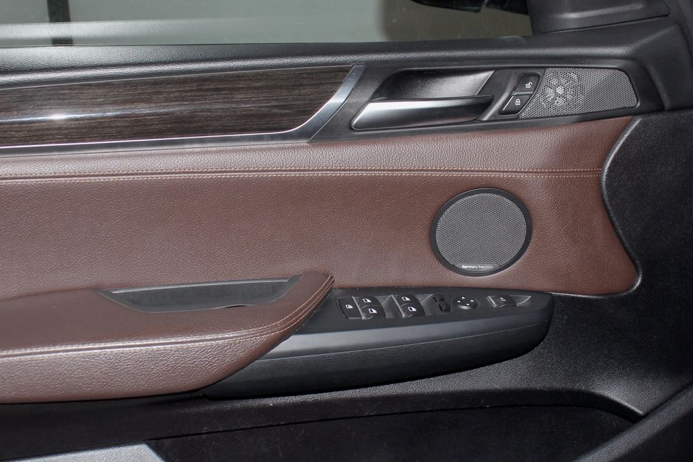 خرید و فروش ب ام و X4 28 - فول مدل 2016 نقد و اقساط خرید و فروش ب ام و X4 28 - فول مدل 2016 نقد و اقساط