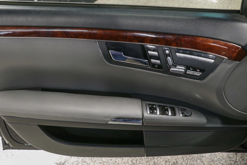 خرید و فروش بنز کلاس S 500 - فول مدل 2009 نقد و اقساط خرید و فروش بنز کلاس S 500 - فول مدل 2009 نقد و اقساط