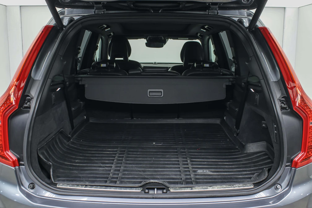 خرید و فروش ولوو XC90 R دیزاین مدل 2017 نقد و اقساط خرید و فروش ولوو XC90 R دیزاین مدل 2017 نقد و اقساط