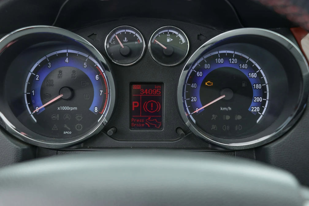 خرید و فروش ایران خودرو دنا پلاس توربو اتوماتیک مدل 1400 نقد و اقساط