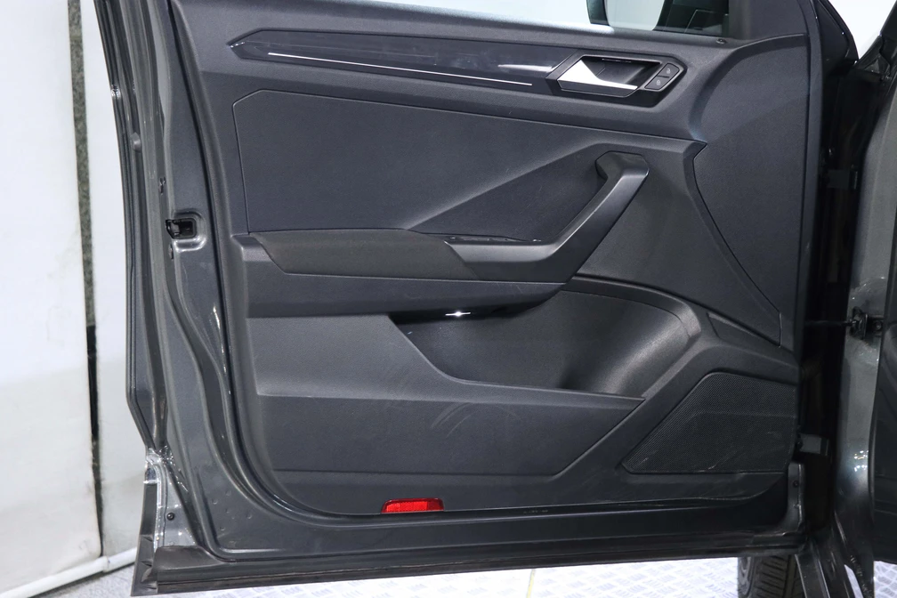 خرید و فروش فولکس T-ROC فول مدل 2019 نقد و اقساط