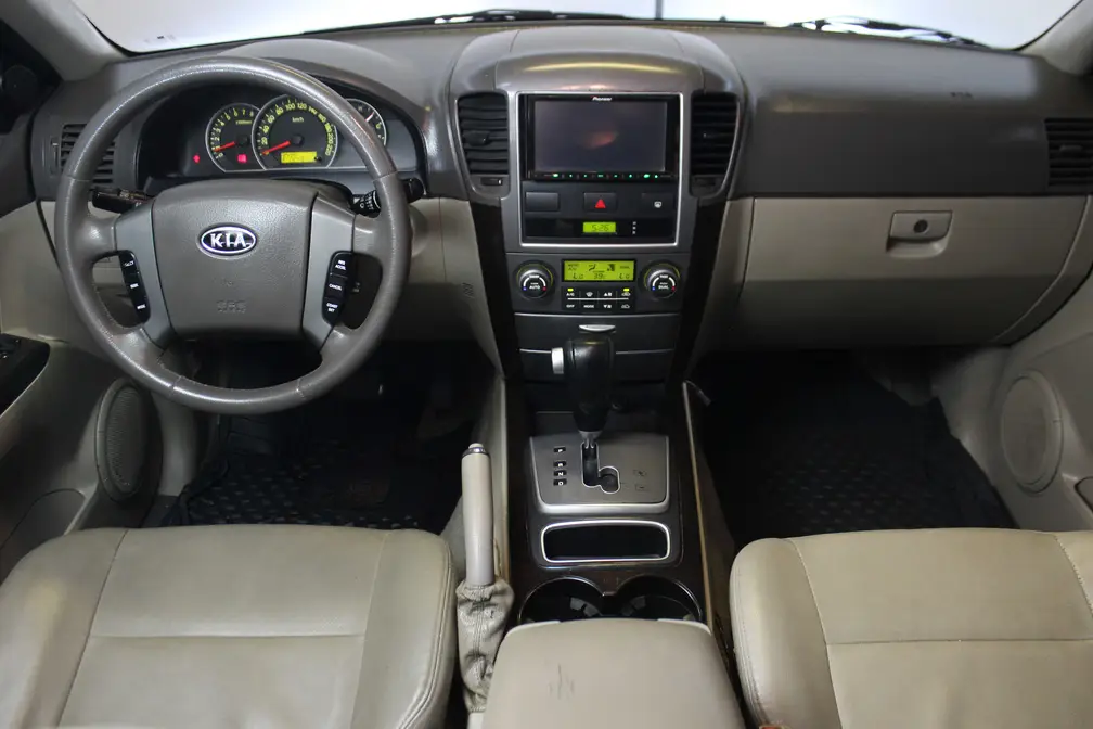 خرید و فروش کیا سورنتو EX - فول مدل 2009 نقد و اقساط خرید و فروش کیا سورنتو EX - فول مدل 2009 نقد و اقساط