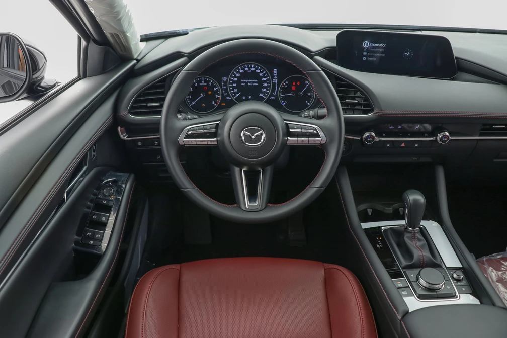 خرید و فروش مزدا 3 PE مدل 2025 نقد و اقساط