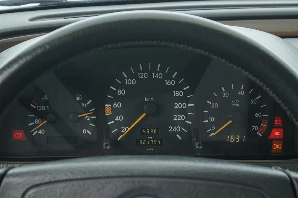 خرید و فروش بنز کلاس C C180  W202 مدل 1994 نقد و اقساط