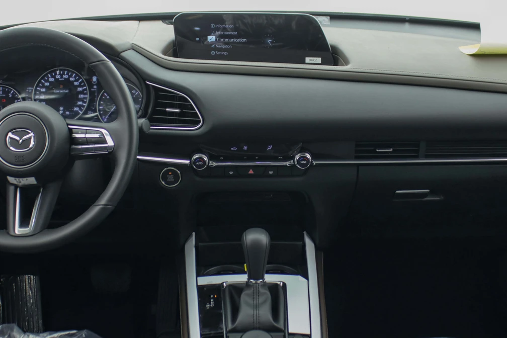 خرید و فروش مزدا CX-30 فول مدل 2024 نقد و اقساط