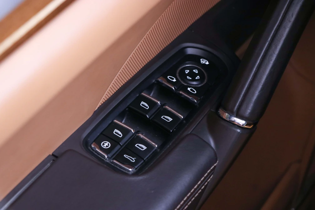 خرید و فروش پورشه کاین شش سیلندر مدل 2013 نقد و اقساط