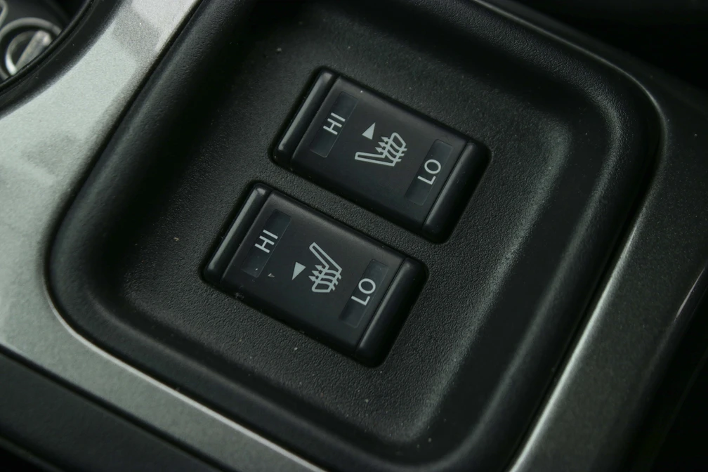 خرید و فروش نیسان جوک پلاتینیوم مدل 2017 نقد و اقساط