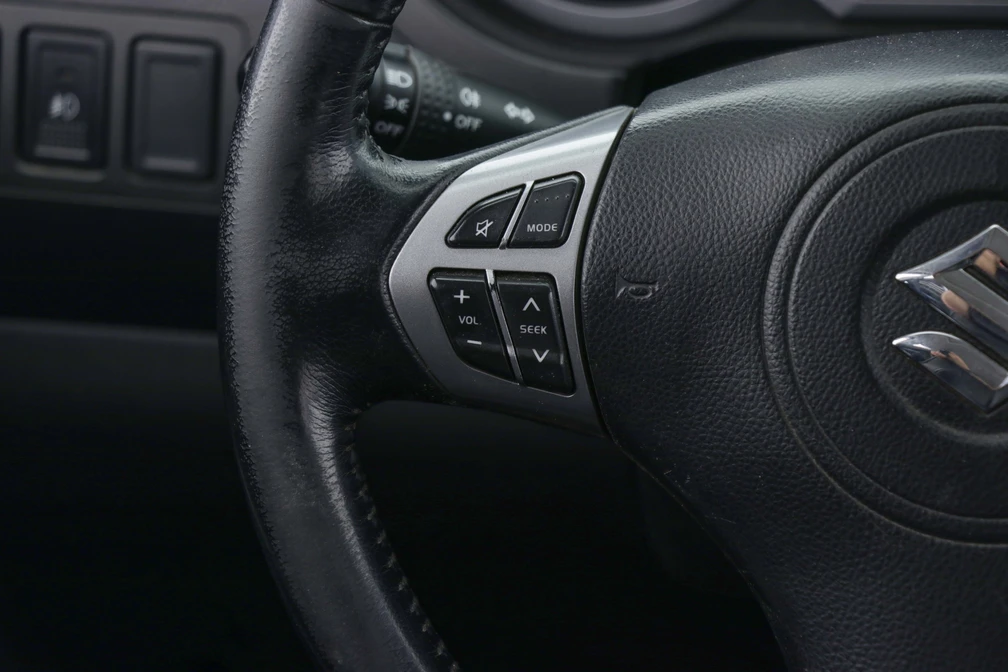 خرید و فروش سوزوکی گرند ویتارا مونتاژ 2400 - دنده ای کلاس 8 مدل 1396 نقد و اقساط خرید و فروش سوزوکی گرند ویتارا مونتاژ 2400 - دنده ای کلاس 8 مدل 1396 نقد و اقساط