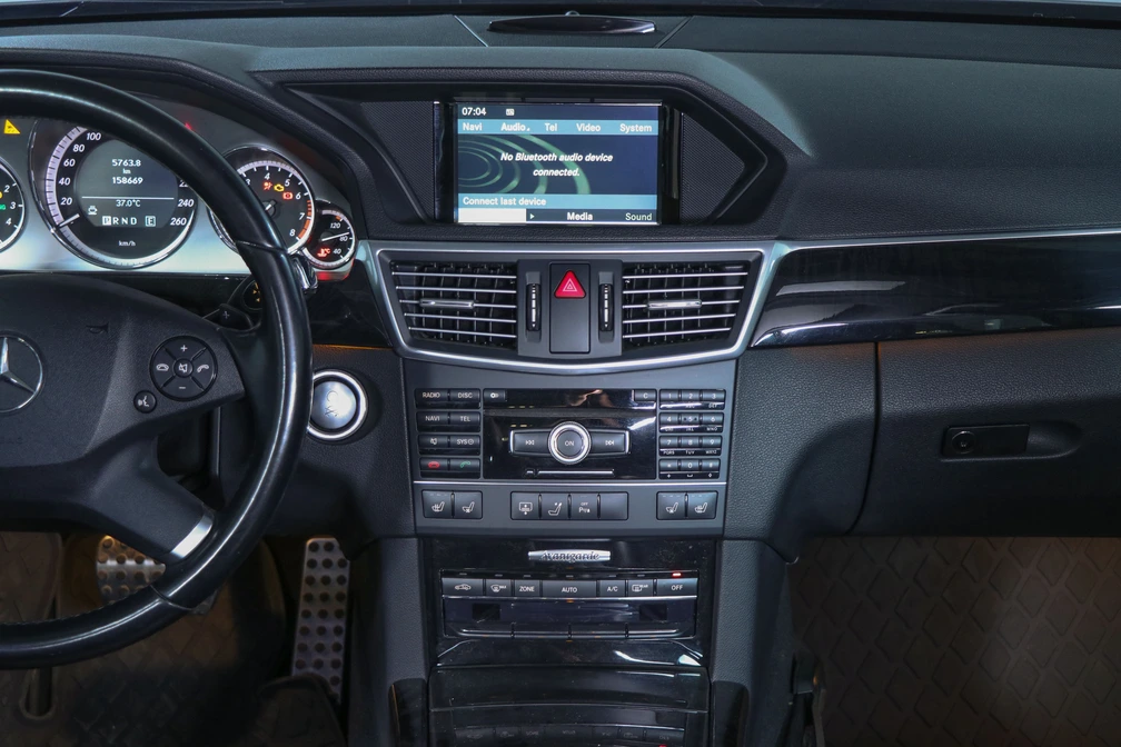 خرید و فروش بنز کلاس E 350 - فول مدل 2011 نقد و اقساط