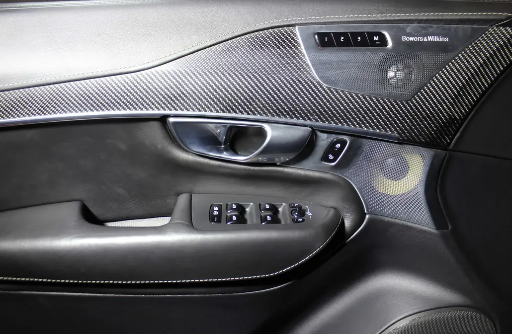 خرید و فروش ولوو XC90 R دیزاین مدل 2017 نقد و اقساط