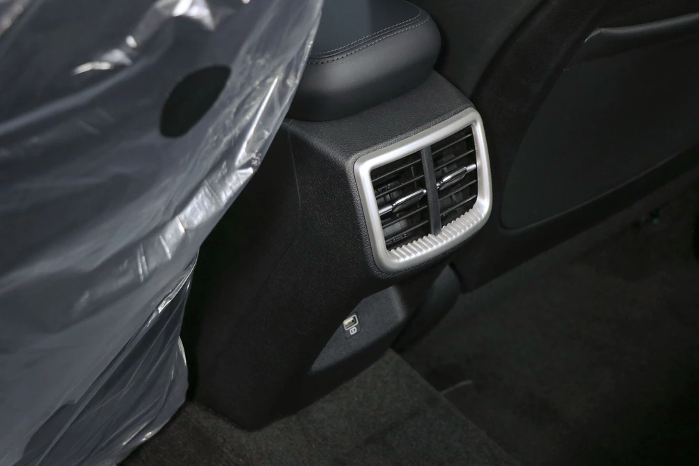 خرید و فروش کیا K5 DL3 - توربو نیمه فول مدل 2024 نقد و اقساط خرید و فروش کیا K5 DL3 - توربو نیمه فول مدل 2024 نقد و اقساط