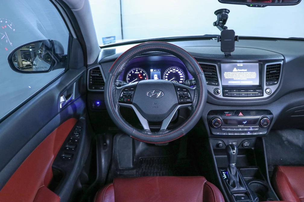 خرید و فروش هیوندای توسان (ix35) TL - دو دیفرانسیل - فول - تک رادار مدل 2017 نقد و اقساط خرید و فروش هیوندای توسان (ix35) TL - دو دیفرانسیل - فول - تک رادار مدل 2017 نقد و اقساط