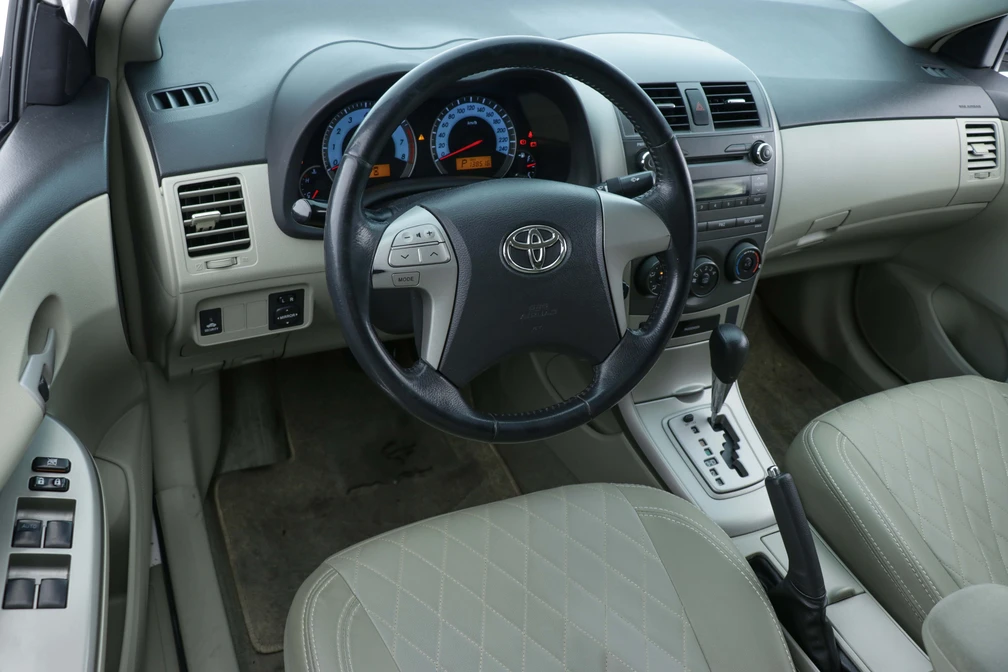 خرید و فروش تویوتا کرولا XLI - فول مدل 2013 نقد و اقساط