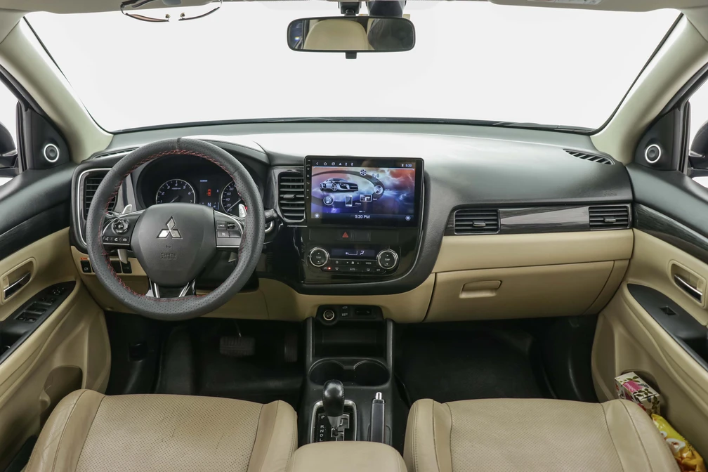 خرید و فروش میتسوبیشی اوتلندر تیپ 4 (7نفره) مدل 2016 نقد و اقساط