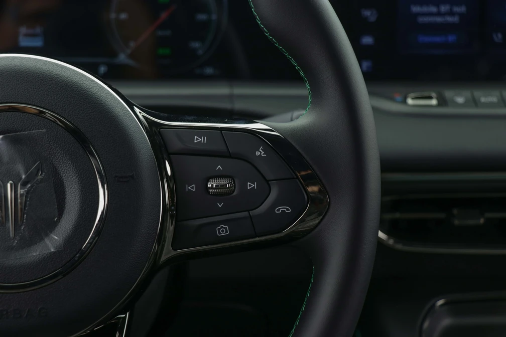 خرید و فروش وویا فری فول مدل 2025 نقد و اقساط خرید و فروش وویا فری فول مدل 2025 نقد و اقساط