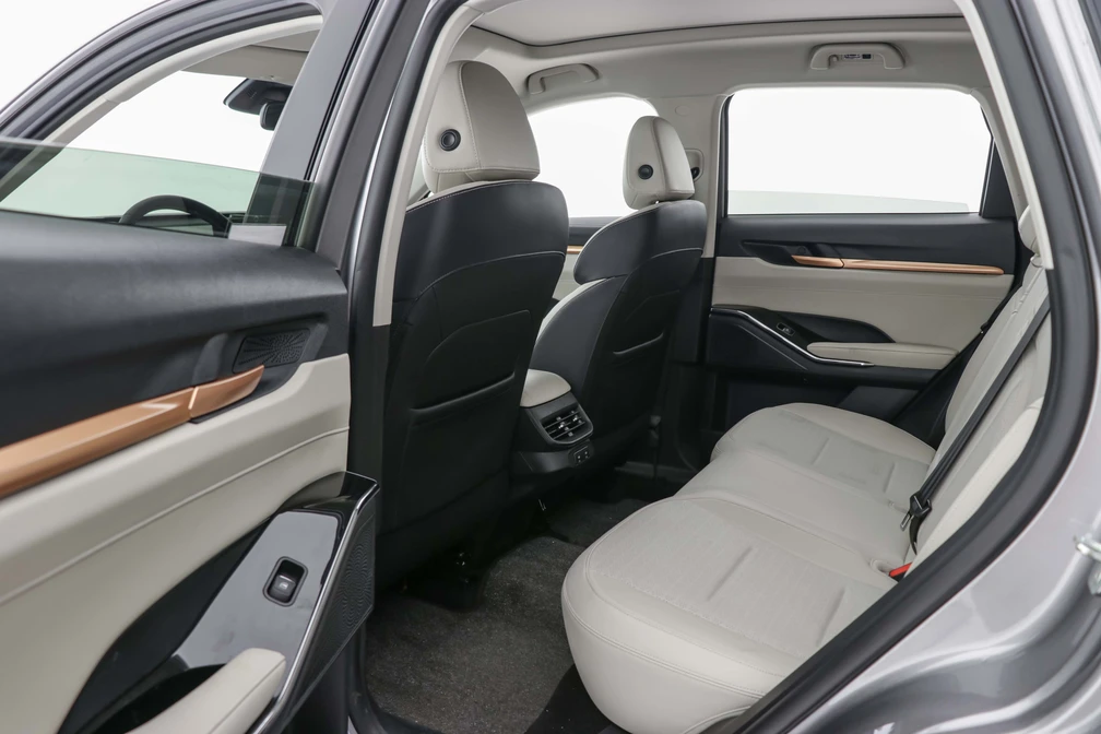 خرید و فروش هاوال H6 HEV اتوماتیک مدل 2025 نقد و اقساط خرید و فروش هاوال H6 HEV اتوماتیک مدل 2025 نقد و اقساط