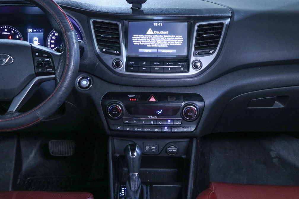 خرید و فروش هیوندای توسان (ix35) TL - دو دیفرانسیل - فول - تک رادار مدل 2017 نقد و اقساط خرید و فروش هیوندای توسان (ix35) TL - دو دیفرانسیل - فول - تک رادار مدل 2017 نقد و اقساط