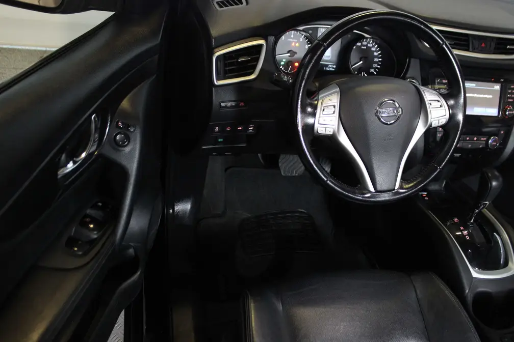 خرید و فروش نیسان ایکس تریل فول مدل 2016 نقد و اقساط خرید و فروش نیسان ایکس تریل فول مدل 2016 نقد و اقساط