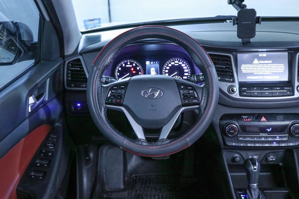 خرید و فروش هیوندای توسان (ix35) TL - دو دیفرانسیل - فول - تک رادار مدل 2017 نقد و اقساط خرید و فروش هیوندای توسان (ix35) TL - دو دیفرانسیل - فول - تک رادار مدل 2017 نقد و اقساط