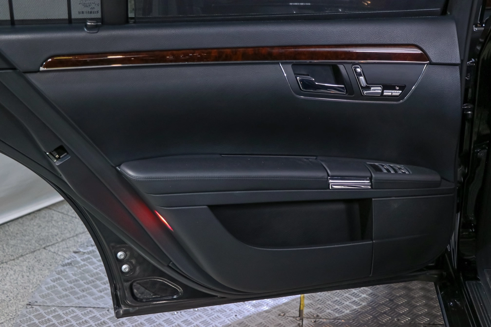 خرید و فروش بنز کلاس S 350 - فول مدل 2009 نقد و اقساط خرید و فروش بنز کلاس S 350 - فول مدل 2009 نقد و اقساط