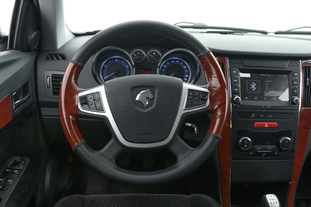 خرید و فروش ایران خودرو دنا پلاس 6 دنده مدل 1404 نقد و اقساط