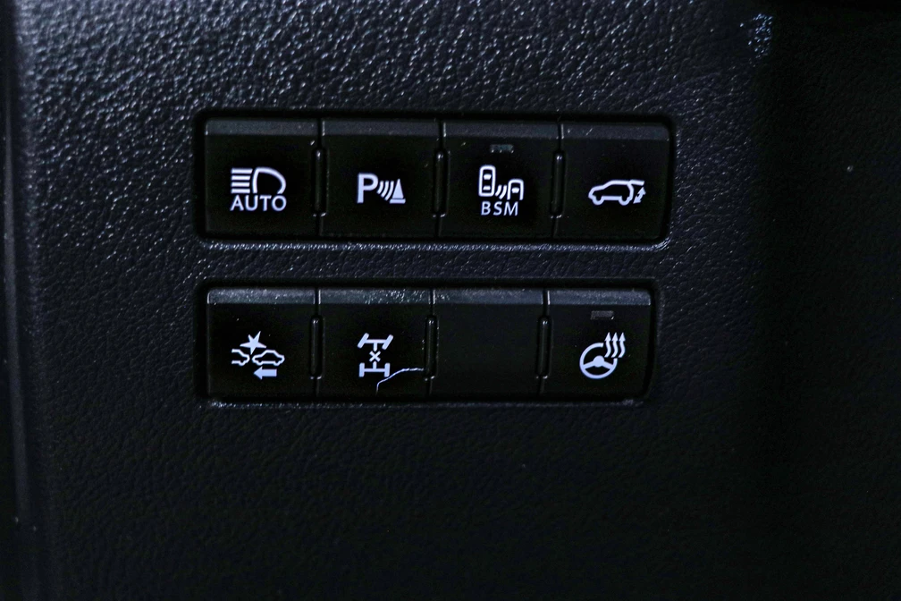 خرید و فروش لکسوس NX 200T - F SPORT - هفت کلید - سقف سانروف مدل 2015 نقد و اقساط