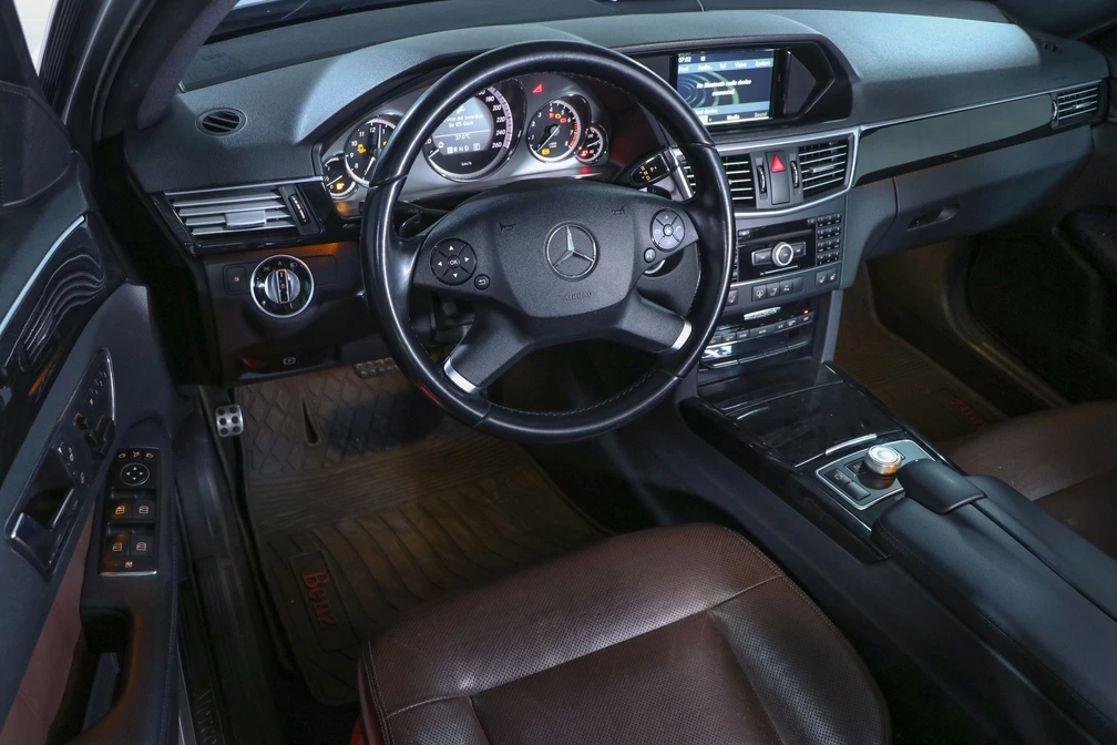 خرید و فروش بنز کلاس E 350 - فول مدل 2011 نقد و اقساط