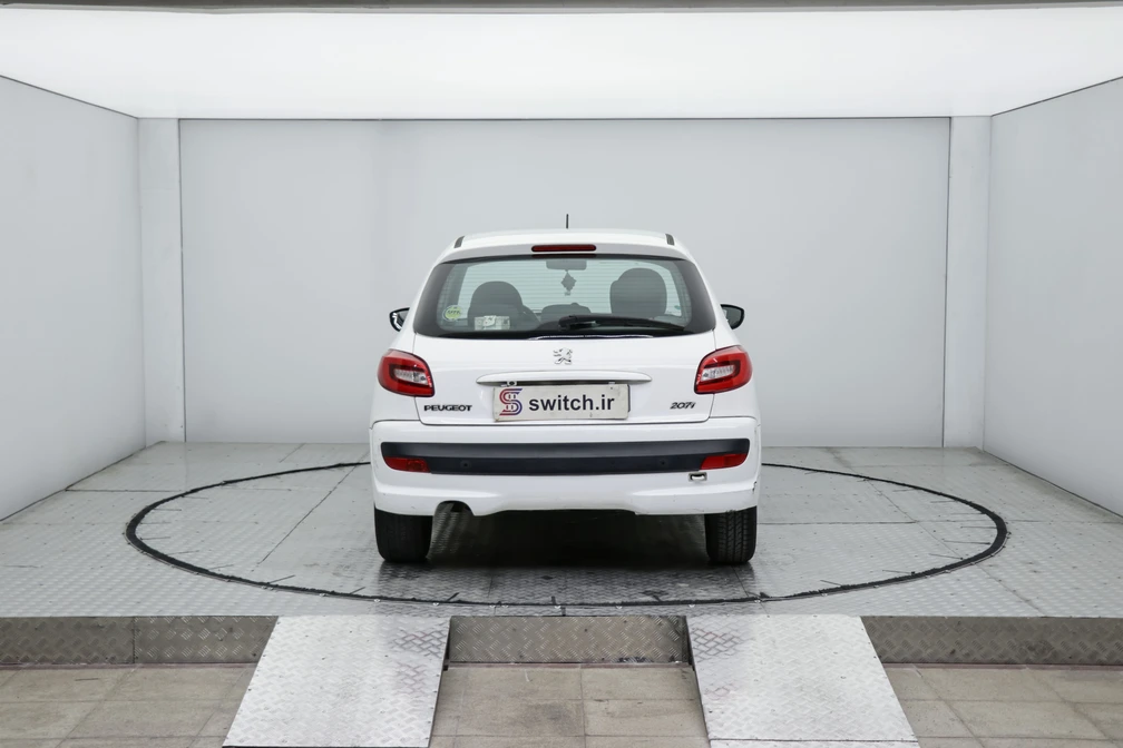 خرید و فروش پژو 207 اتوماتیک مدل 1397 نقد و اقساط