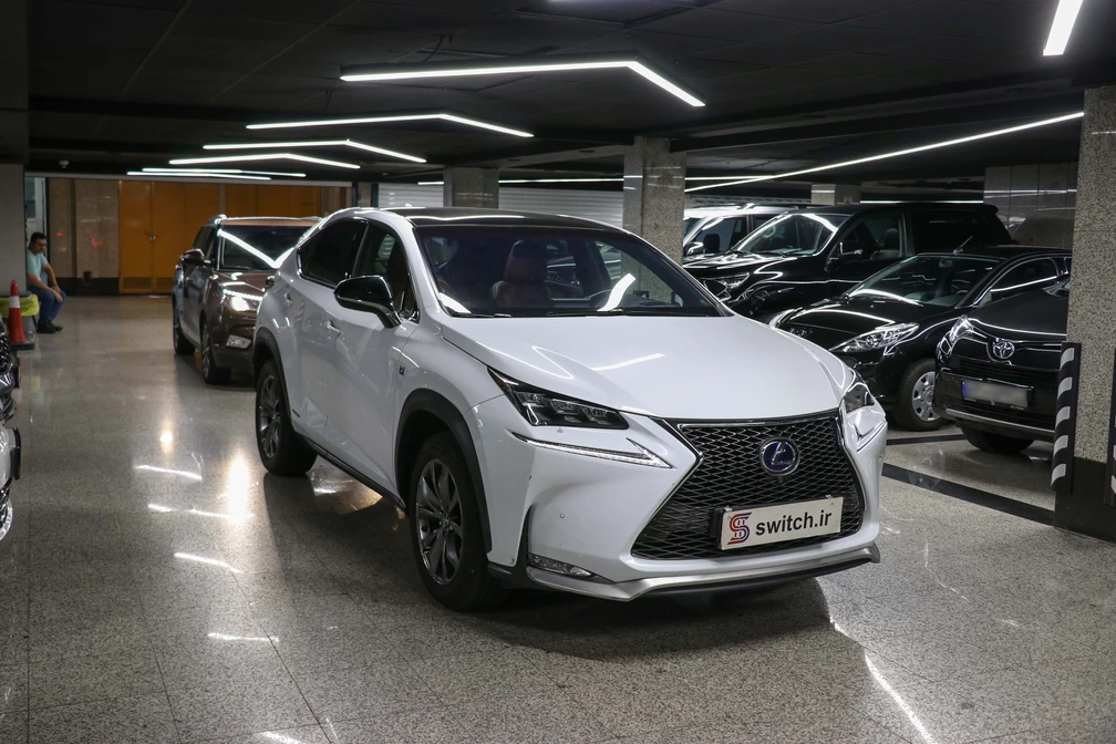 خرید و فروش لکسوس NX هیبرید 300H - F SPORT - هفت کلید - سقف پاناروما مدل 2017 نقد و اقساط