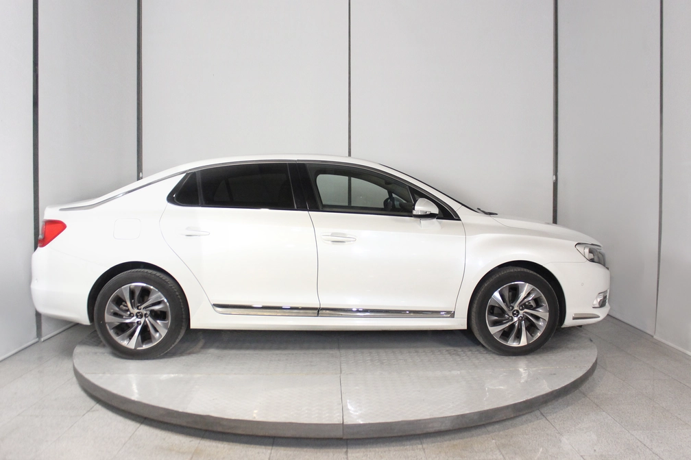 خرید و فروش دی اس 5LS فول مدل 2017 نقد و اقساط خرید و فروش دی اس 5LS فول مدل 2017 نقد و اقساط