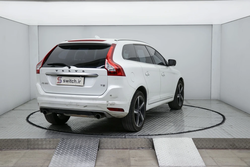 خرید و فروش ولوو XC60 R دیزاین مدل 2014 نقد و اقساط