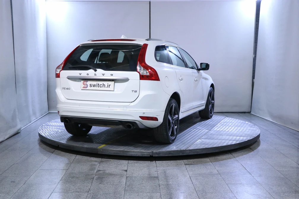 خرید و فروش ولوو XC60 R دیزاین مدل 2014 نقد و اقساط