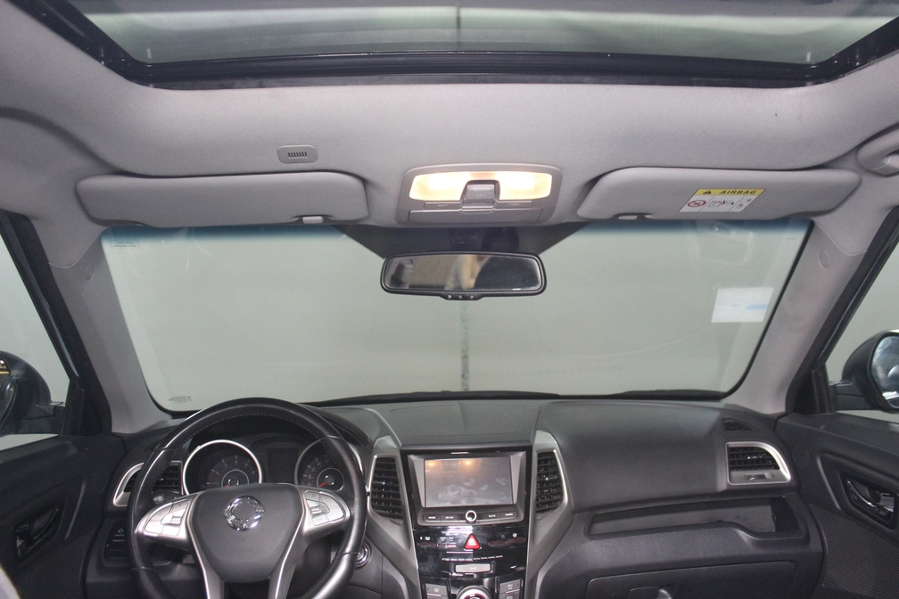 خرید و فروش سانگ یانگ تیوولی اسپرت مدل 2016 نقد و اقساط