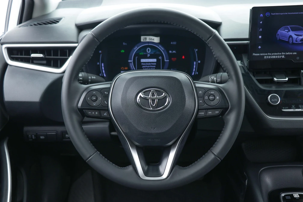 خرید و فروش تویوتا کرولا هیبرید XLE - نیمه فول مدل 2024 نقد و اقساط