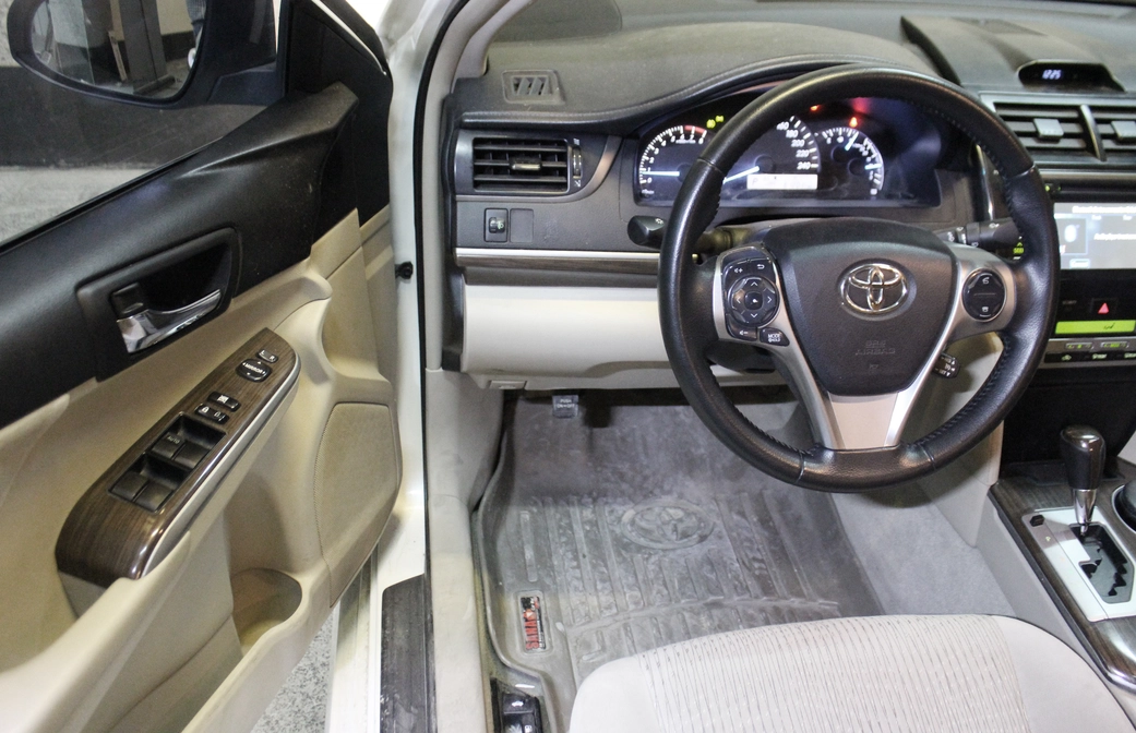 خرید و فروش تویوتا کمری GL مدل 2013 نقد و اقساط خرید و فروش تویوتا کمری GL مدل 2013 نقد و اقساط