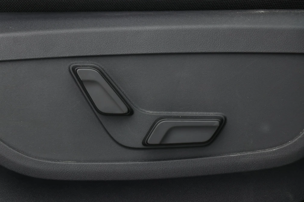 خرید و فروش کیا EV5 فول مدل 2025 نقد و اقساط خرید و فروش کیا EV5 فول مدل 2025 نقد و اقساط